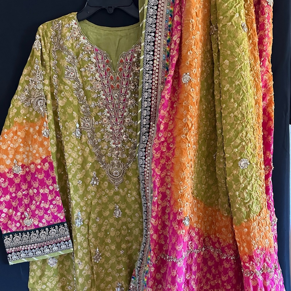 Vibrant Multicolor Chunri Suit with extra large Dupatta